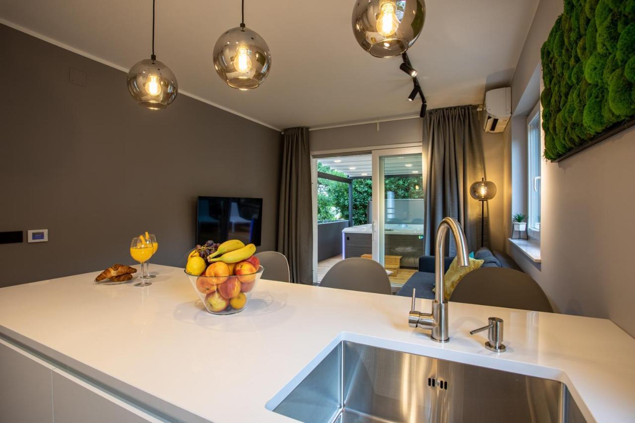 Happy Apartments Baska Екстер'єр фото